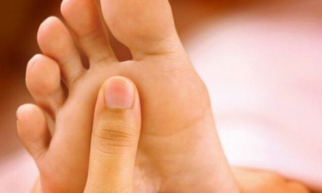 teennagelschimmel op de nagels en voeten